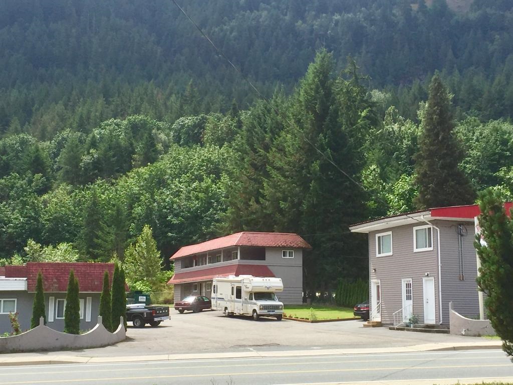 SOLD- 22 rooms Motel, Southern BC, $1,799,900